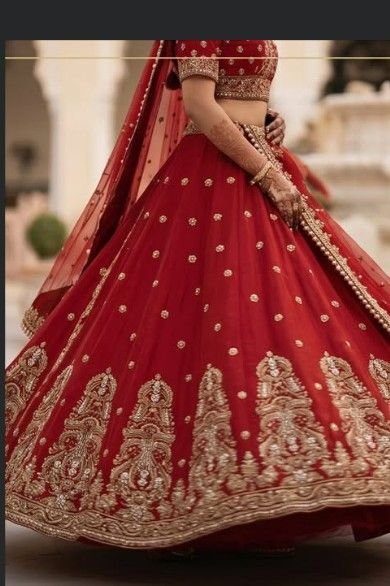 S.L.U custom bridal and luxury design